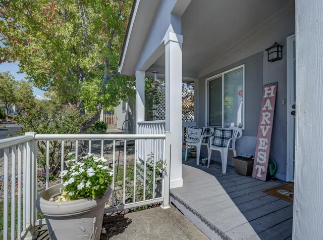 $164,500 | 880 Tuberose Trail, Redding, CA 96003