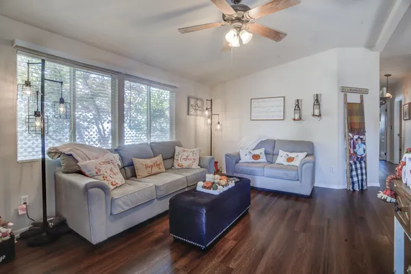 $126,900 | 880 Tuberose Trail, Redding, CA 96003