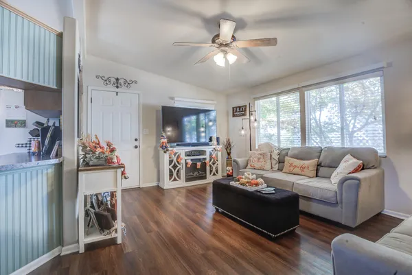 $126,900 | 880 Tuberose Trail, Redding, CA 96003