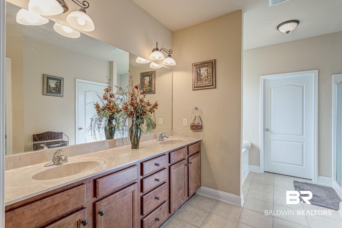 11037 Roanoke Loop Daphne, AL 36526 - Photo 11 of 42 Gallery Image 11