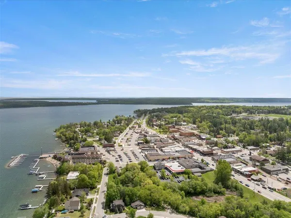 $469,900 | 808 5th Street South, Walker, MN 56484