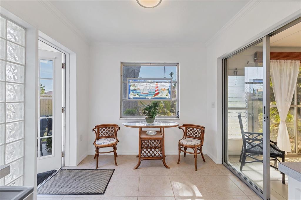448 Redwood Road Venice, FL 34293 - Photo 13 of 45