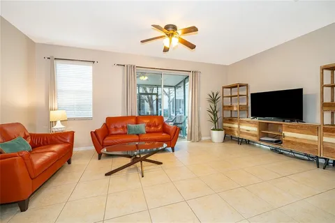 $385,000 | 5453 Burnt Acorn Way, Oviedo, FL 32765