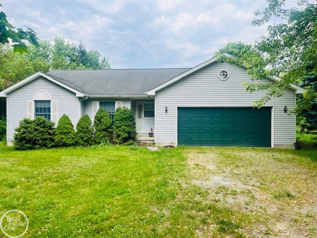 8953 Bricker Road Avoca, MI 48006 - Photo 22 of 22 50178113-397caef3-13e2-47be-8fe6-ed88ee16975e.JPG
