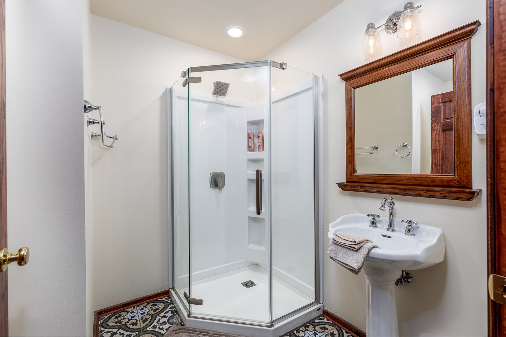 116 West Prospect Avenue Ottawa, IL 61350 - Photo 39 of 73 a bathroom with a shower sink and mirror