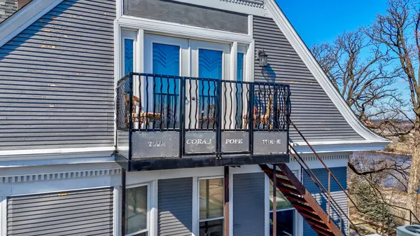 $595,000 | 116 West Prospect Avenue, Ottawa, IL 61350
