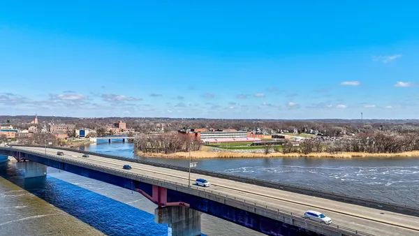 $595,000 | 116 West Prospect Avenue, Ottawa, IL 61350