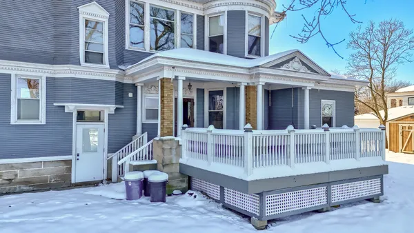 $595,000 | 116 West Prospect Avenue, Ottawa, IL 61350