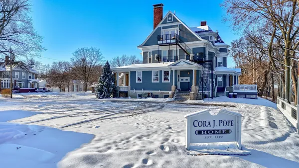 $595,000 | 116 West Prospect Avenue, Ottawa, IL 61350