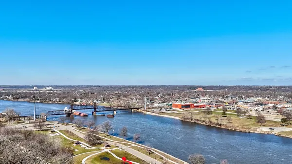 $595,000 | 116 West Prospect Avenue, Ottawa, IL 61350
