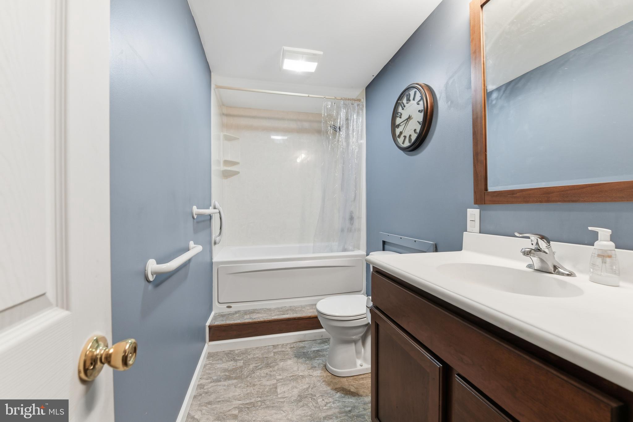211 West Neversink Road Reading, PA 19606 - Photo 32 of 39 Gallery Image 32