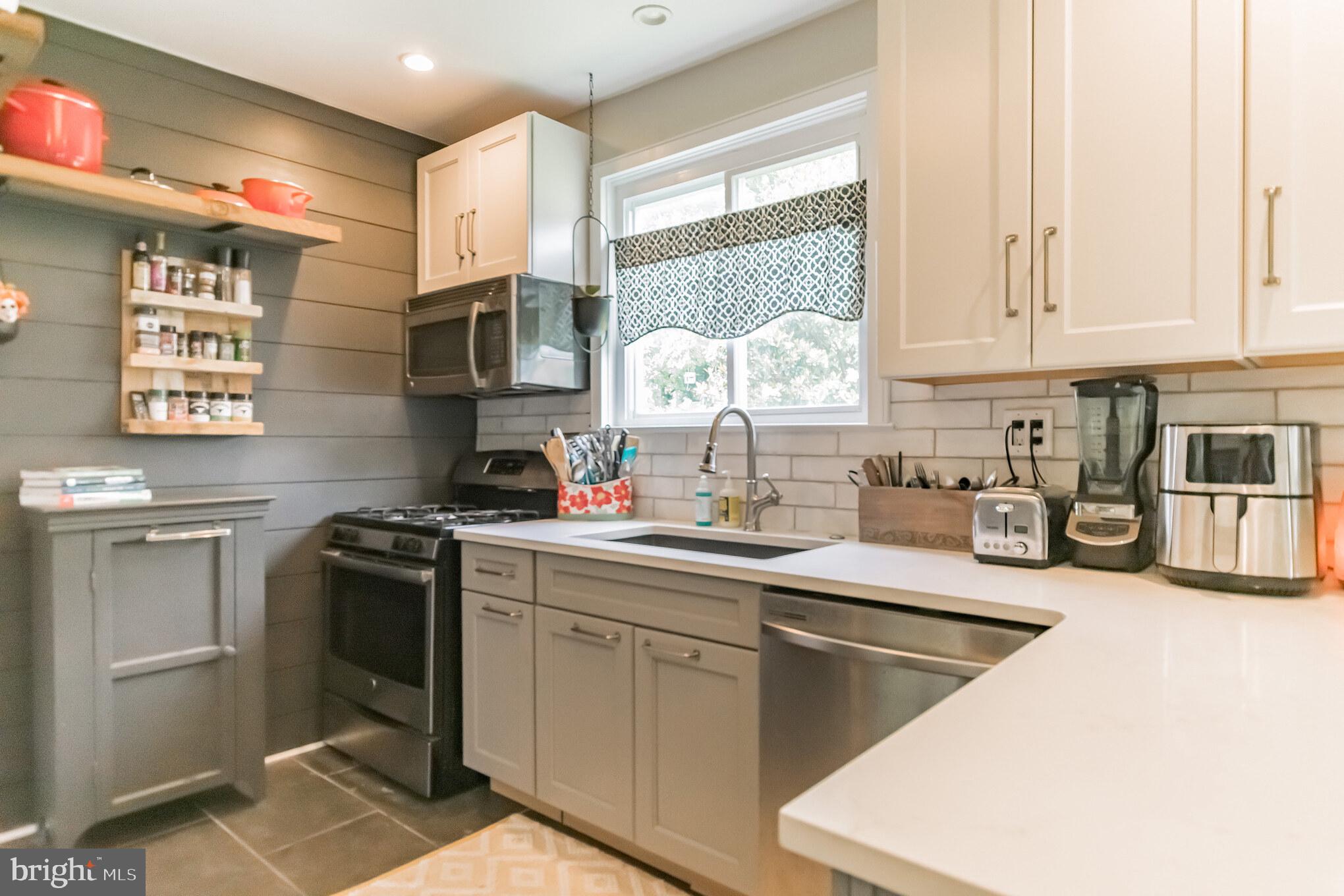 5 Cuthbert Road Cinnaminson, NJ 08077 - Photo 13 of 25 Gallery Image 13