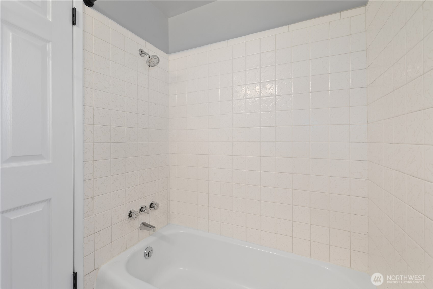 206 Southwest 303rd Street Federal Way, WA 98023 - Photo 18 of 35
