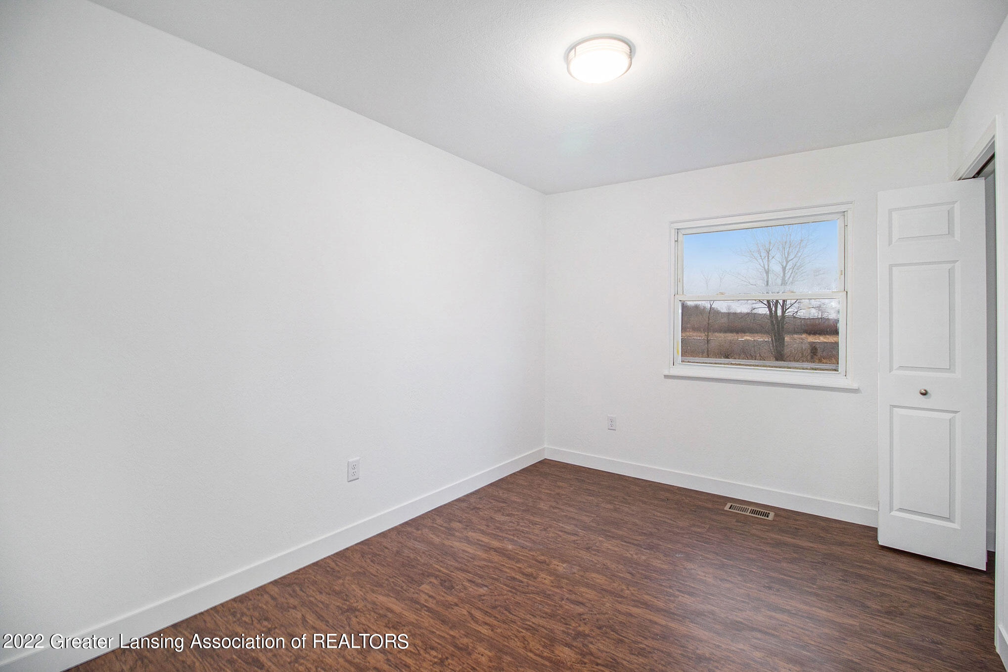 4060 Freiermuth Road Stockbridge, MI 49285 - Photo 10 of 27 Bed 1