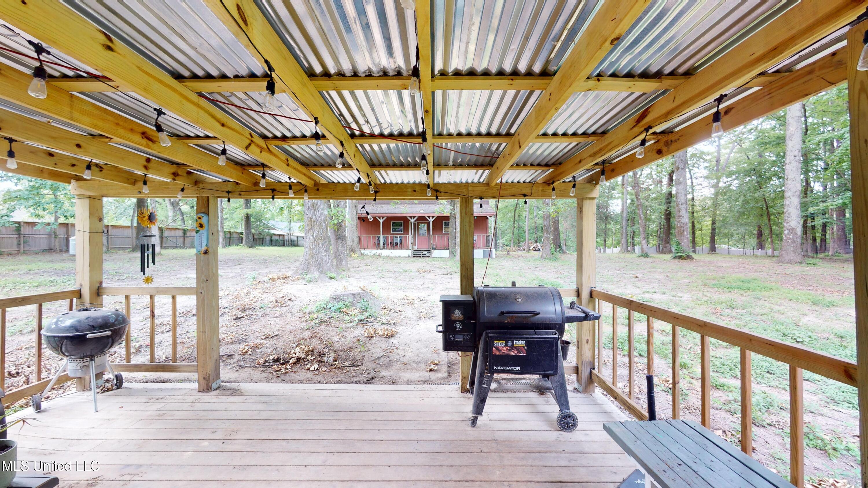 3902 Windermere Drive Nesbit, MS 38651 - Photo 32 of 37 3902-Windermere-Dr-S-06082025_163109