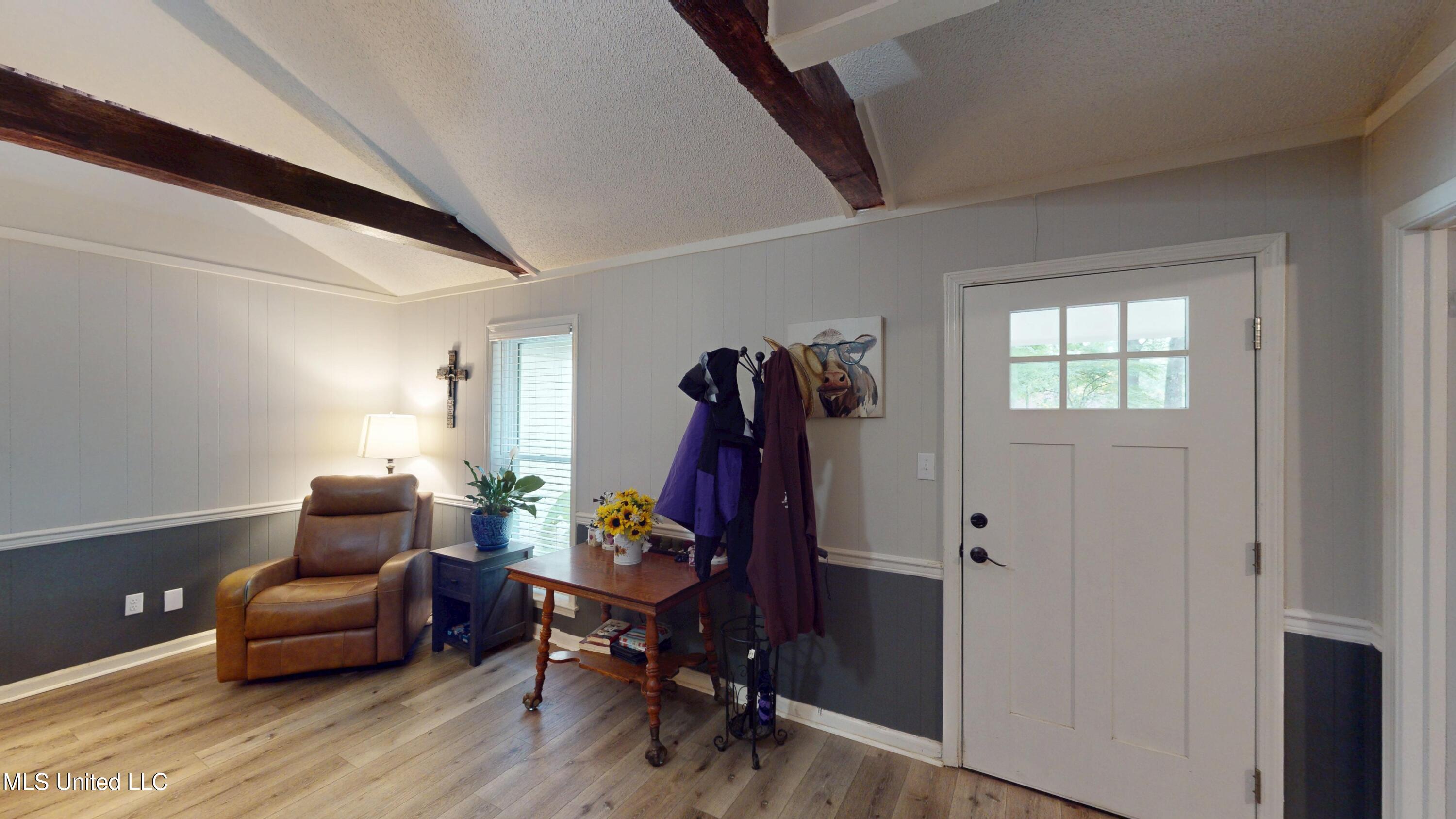 3902 Windermere Drive Nesbit, MS 38651 - Photo 7 of 37 3902-Windermere-Dr-S-06082025_160515