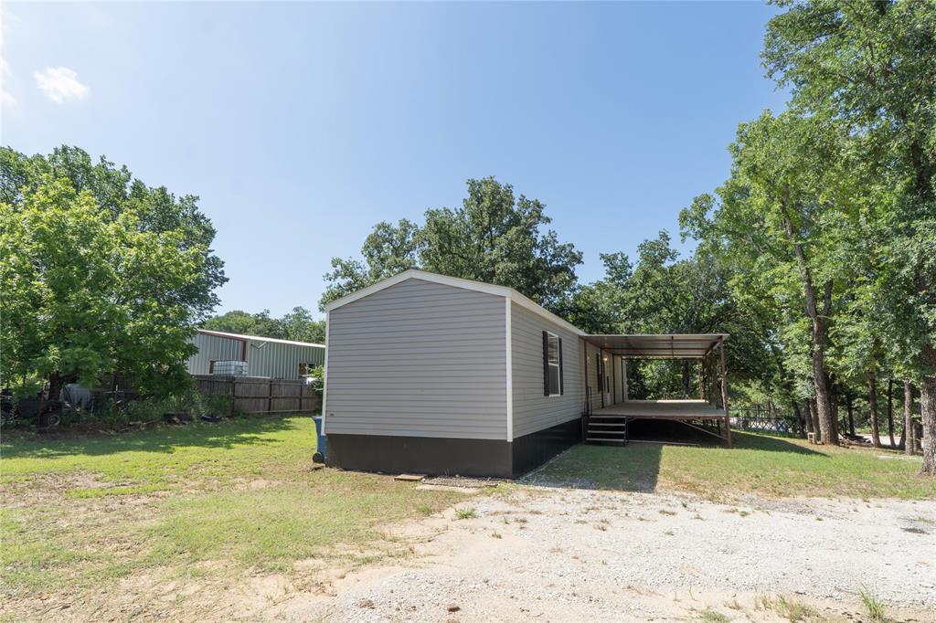 60 Tecumseh Road Valley View, TX 76272 - Photo 4 of 20
