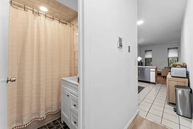 $599,000 | 70 Park Avenue, Unit 1R, Hoboken, NJ 07030