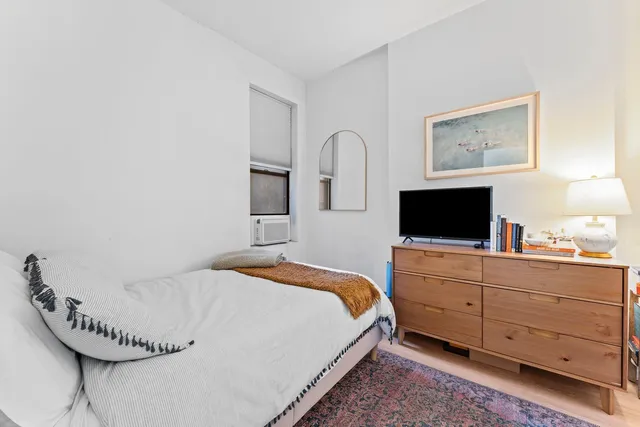 $599,000 | 70 Park Avenue, Unit 1R, Hoboken, NJ 07030