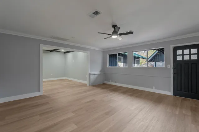 $285,000 | 105 North Woodsway Street East, Conroe, TX 77301