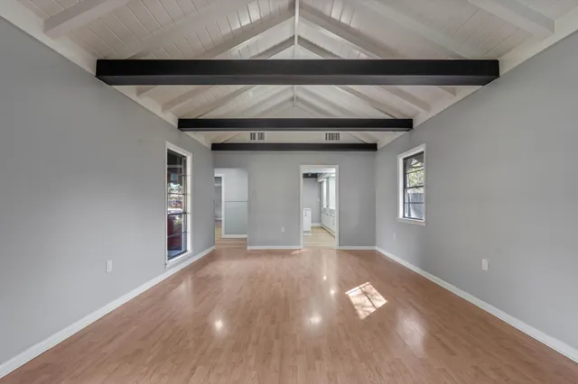 $285,000 | 105 North Woodsway Street East, Conroe, TX 77301