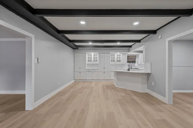 $285,000 | 105 North Woodsway Street East, Conroe, TX 77301