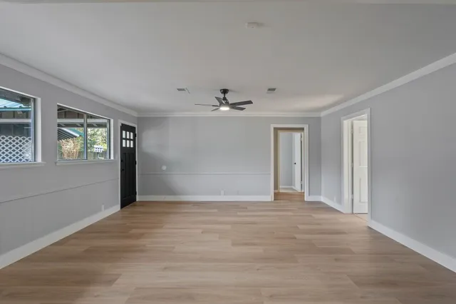 $285,000 | 105 North Woodsway Street East, Conroe, TX 77301