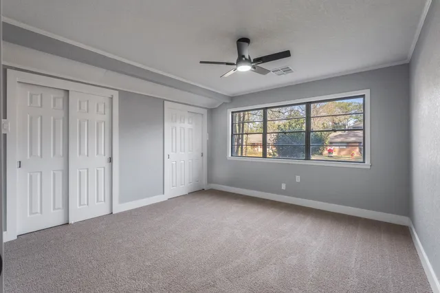 $285,000 | 105 North Woodsway Street East, Conroe, TX 77301