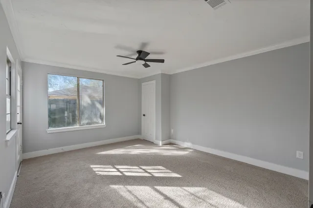 $285,000 | 105 North Woodsway Street East, Conroe, TX 77301