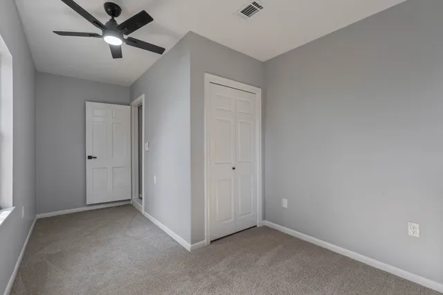 $285,000 | 105 North Woodsway Street East, Conroe, TX 77301