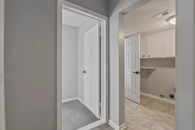 $285,000 | 105 North Woodsway Street East, Conroe, TX 77301