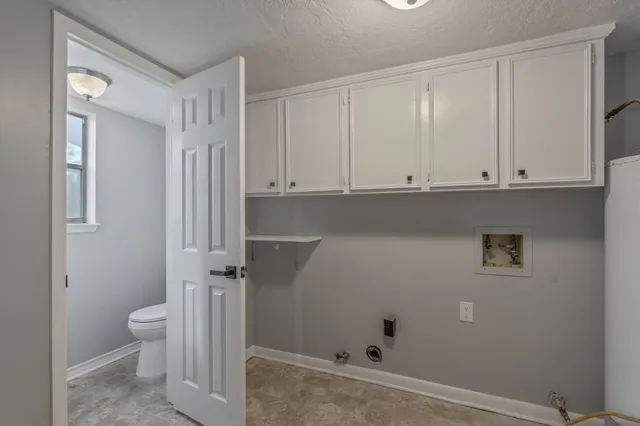 $285,000 | 105 North Woodsway Street East, Conroe, TX 77301