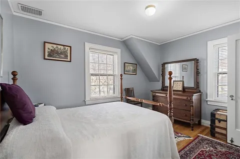 $650,000 | 5405 Locust Street, Kansas City, MO 64110