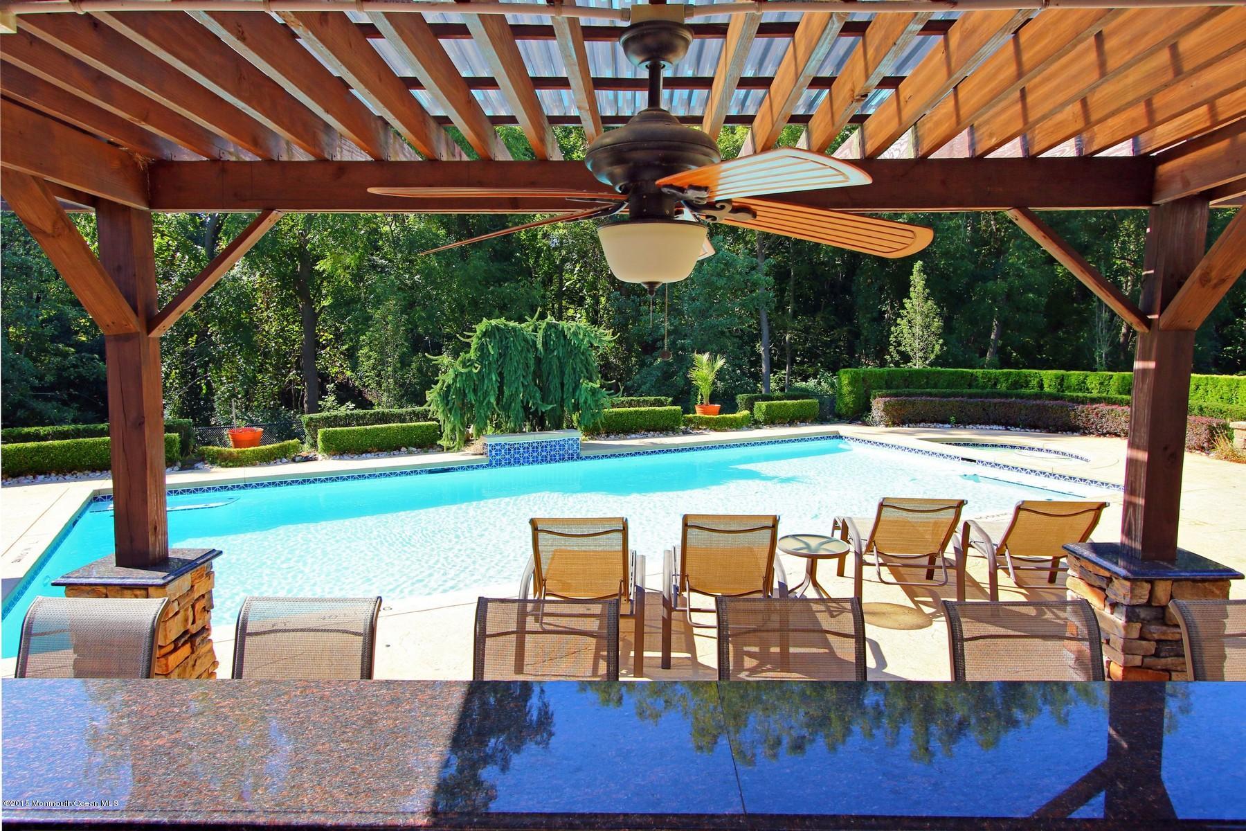 16 Riverside Lane Holmdel, NJ 07733 - Photo 11 of 61 EIMG_0080a
