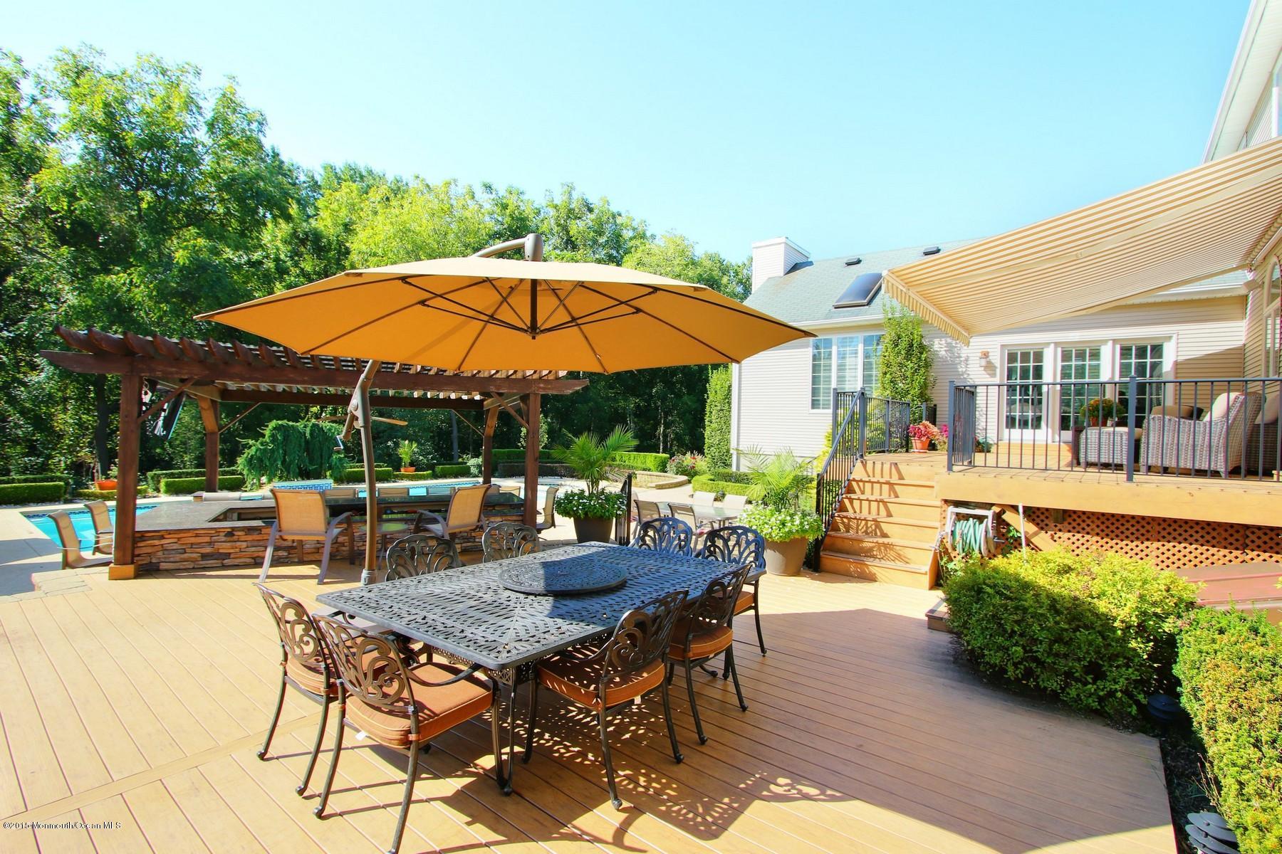 16 Riverside Lane Holmdel, NJ 07733 - Photo 18 of 61 EIMG_0185a