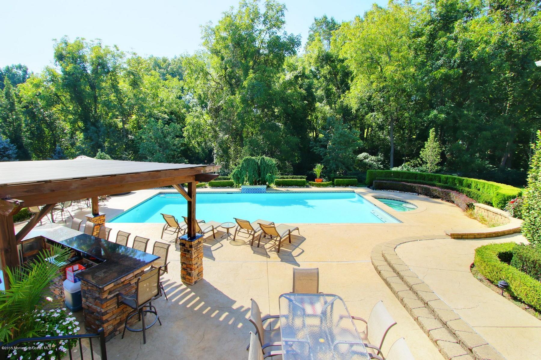 16 Riverside Lane Holmdel, NJ 07733 - Photo 20 of 61 EIMG_0195a