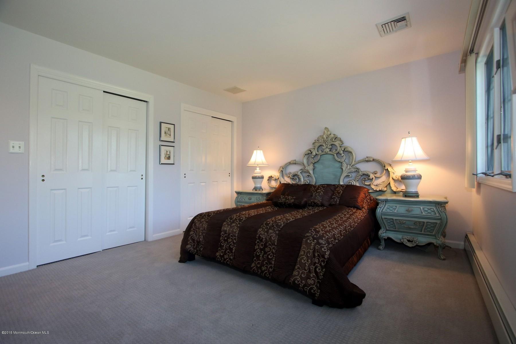 16 Riverside Lane Holmdel, NJ 07733 - Photo 56 of 61 IIMG_0311a