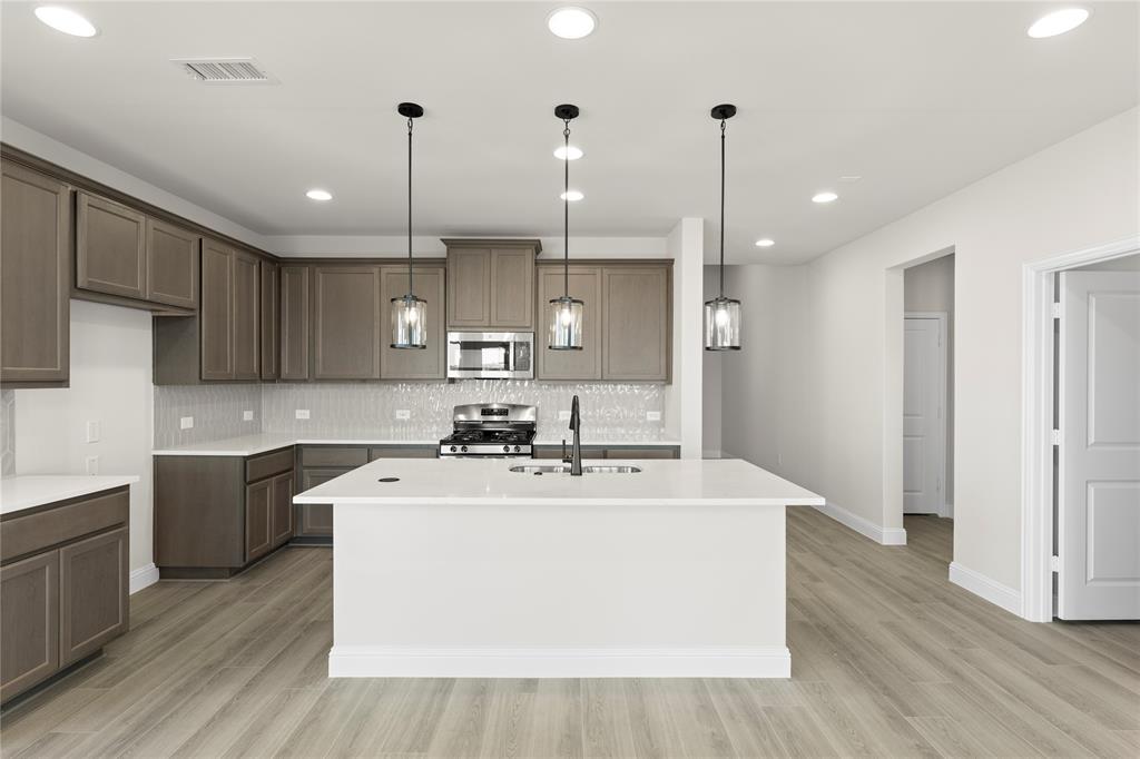 2453 Wheatfield Nook Road Royse City, TX 75189 - Photo 2 of 37