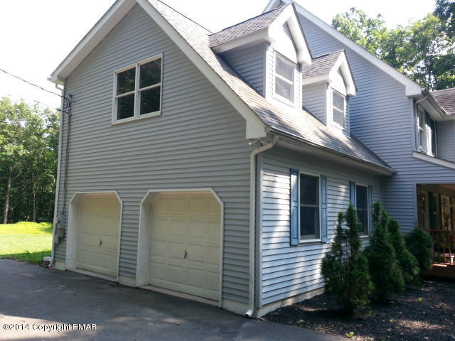 360 Upper Ridge Drive Effort, PA 18330 - Photo 21 of 22 Garage