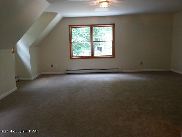 360 Upper Ridge Drive Effort, PA 18330 - Photo 9 of 22 Master Bed
