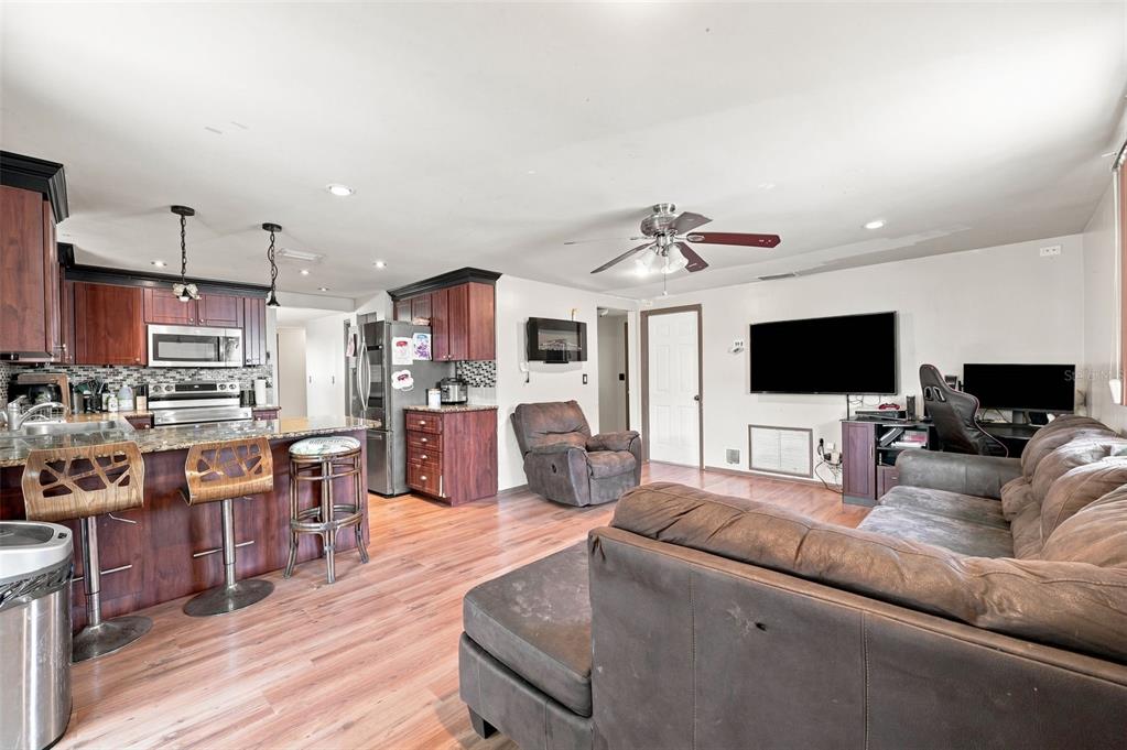 9040 Crabtree Lane Port Richey, FL 34668 - Photo 8 of 30 Gallery Image 8