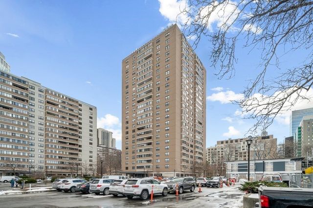 $485,000 | 8 Whittier Place, Unit 11D, Boston, MA 02114