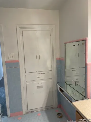 $2,000 | 243 Beverly Drive, San Antonio, TX 78228