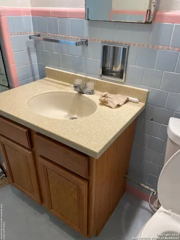 $2,000 | 243 Beverly Drive, San Antonio, TX 78228