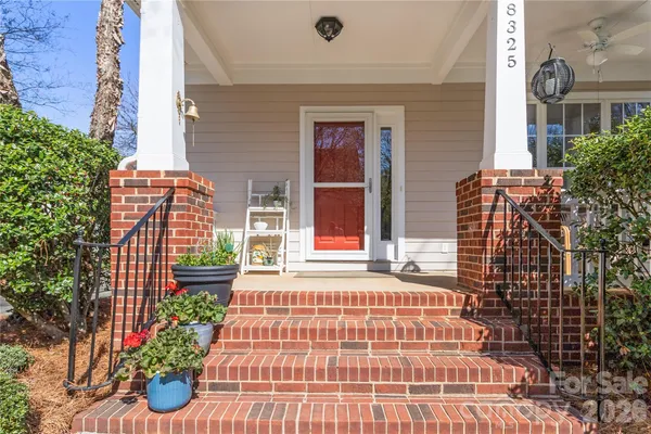 $650,000 | 8325 Strandhill Road, Huntersville, NC 28078