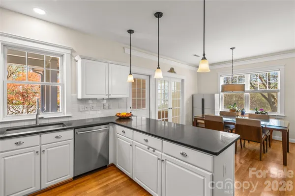 $650,000 | 8325 Strandhill Road, Huntersville, NC 28078