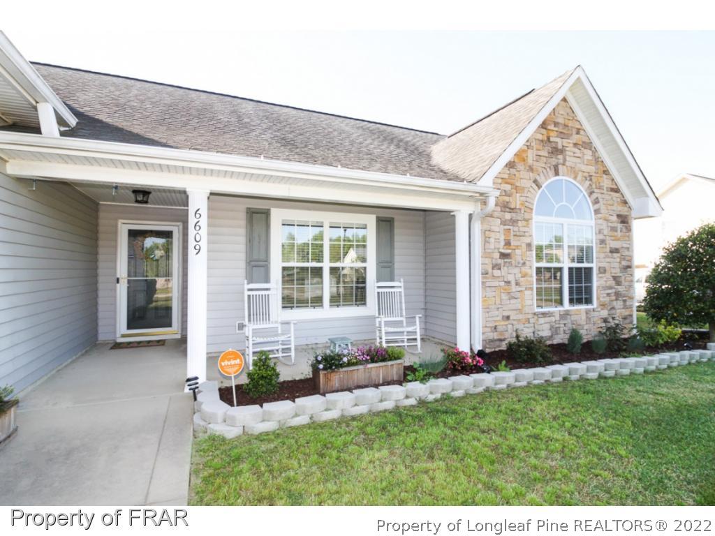6609 Valley Falls Road Hope Mills, NC 28348 - Photo 3 of 28 Gallery Image 3