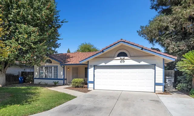 $409,000 | 5838 West Fallon Avenue, Fresno, CA 93722