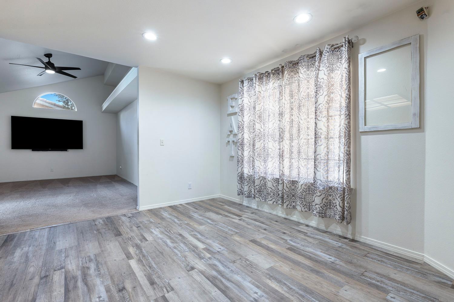 5838 West Fallon Avenue Fresno, CA 93722 - Photo 5 of 34