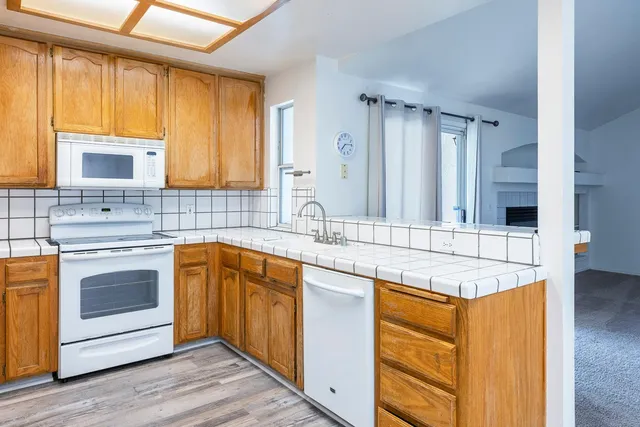 $409,000 | 5838 West Fallon Avenue, Fresno, CA 93722